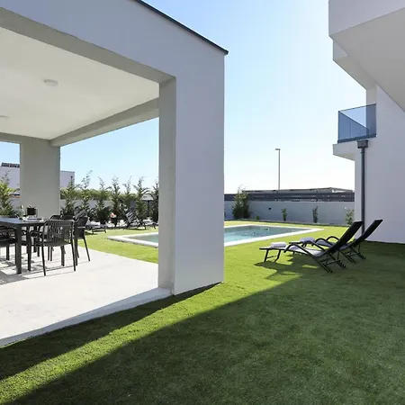 Villa Cvit Mediterana With Heated Pool Knezevic