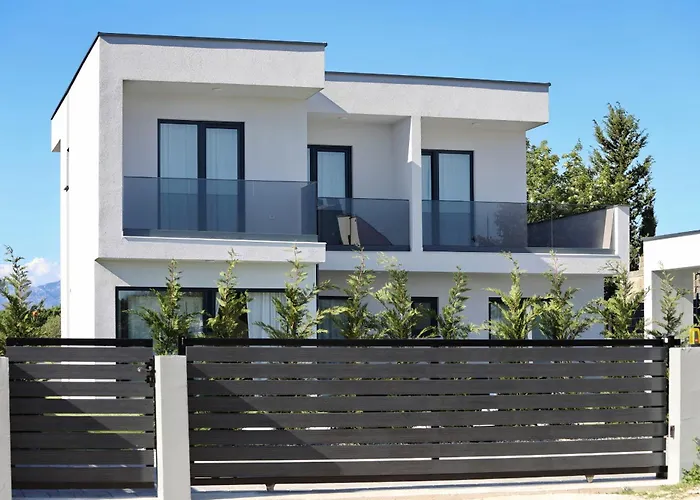 Вилла Cvit Mediterana With Heated Pool Knezevic