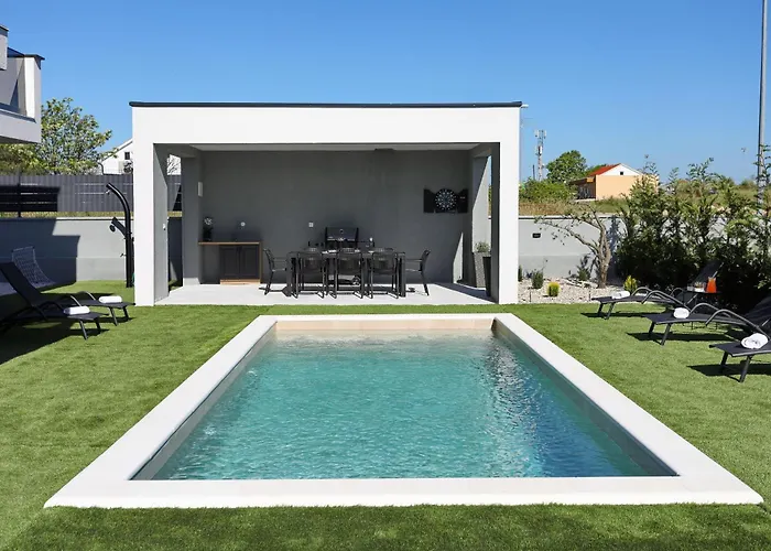 Villa Cvit Mediterana With Heated Pool Knezevic