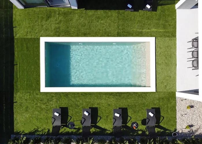 Villa Cvit Mediterana With Heated Pool *