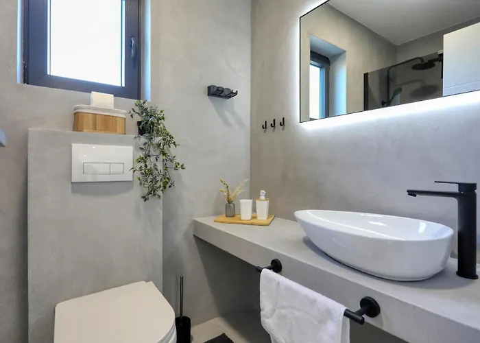 Cvit Mediterana With Heated Pool Βίλα Knezevic