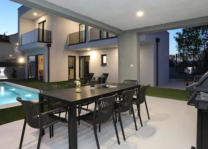 Βίλα Cvit Mediterana With Heated Pool Knezevic